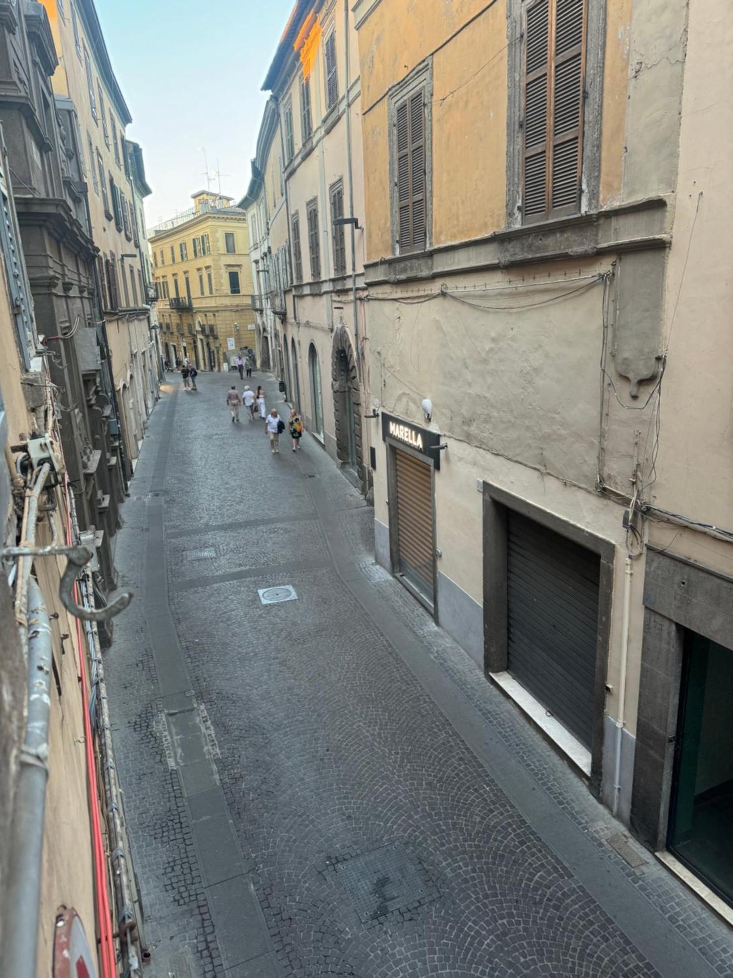 Antica Residenza Del Corso Viterbo Appartamento Vittorio Emanuele Exteriör bild